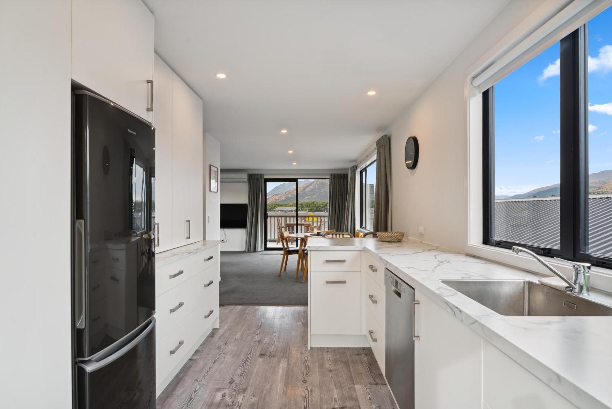 Modern Apartment With Coronet & Remarkables Views Queenstown Kültér fotó